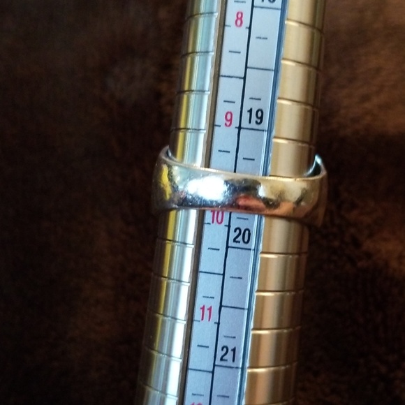 💎 Green resin stone metal ring - Picture 5 of 5